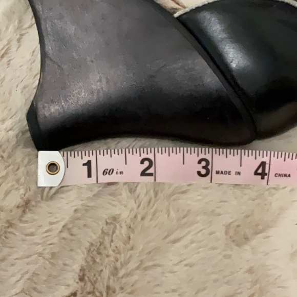 Kenzie Women’s Wedge Sandals, Black, Size 7.5 - Picture 8 of 9